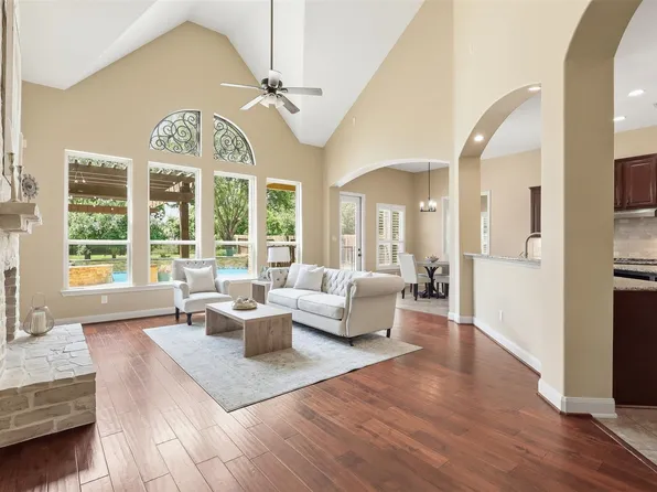 2246 Monarch Terrace Dr, Katy, TX 77494
