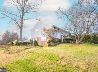 2528 Cedar Grove Ln, Norristown, PA 19403