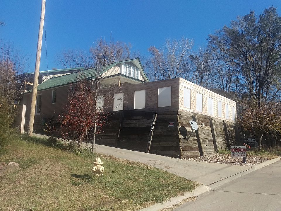 1st image of 3407 6th St