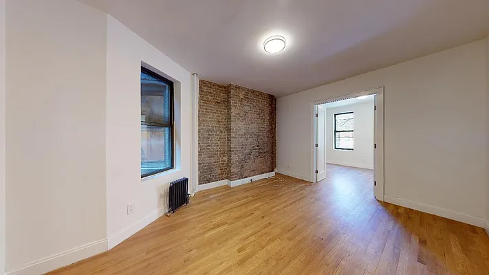 Rented by Bond New York | media 19