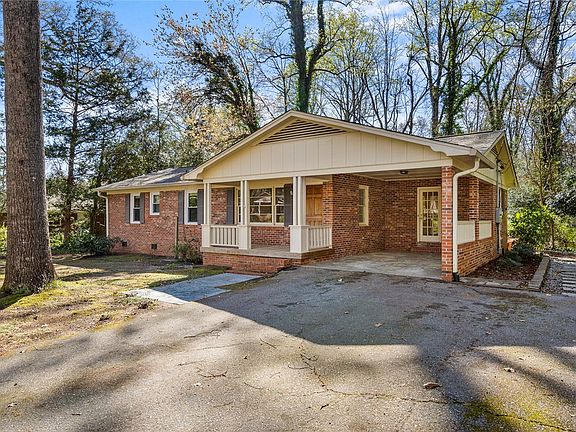 2nd image of 202 Brook St