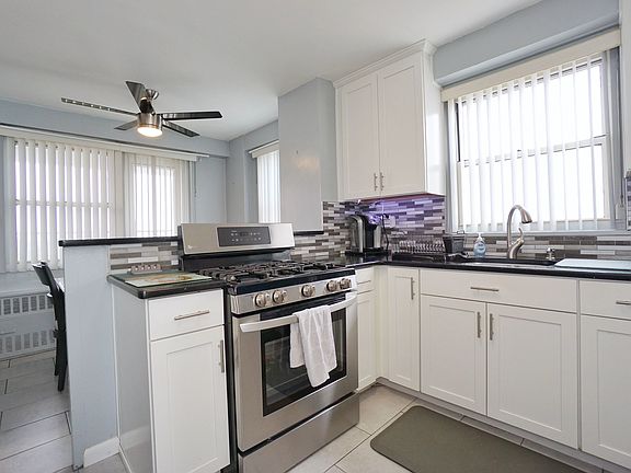 2nd image of 2475 W 16th St APT 14C