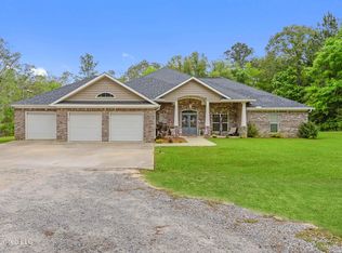 3154 Sally Parker Rd, Lucedale, MS 39452