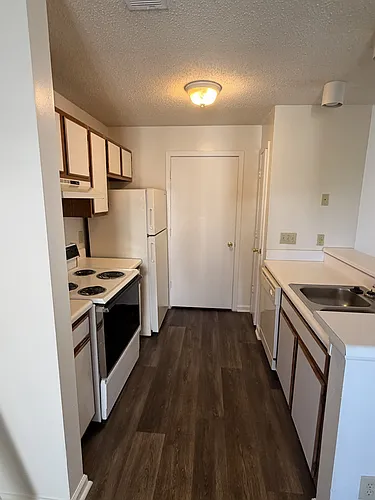 20 Hamiltons Harbor Dr Photo 1