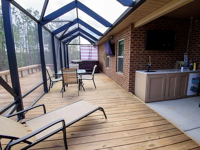 2218 Hogan Dr — Photo 10