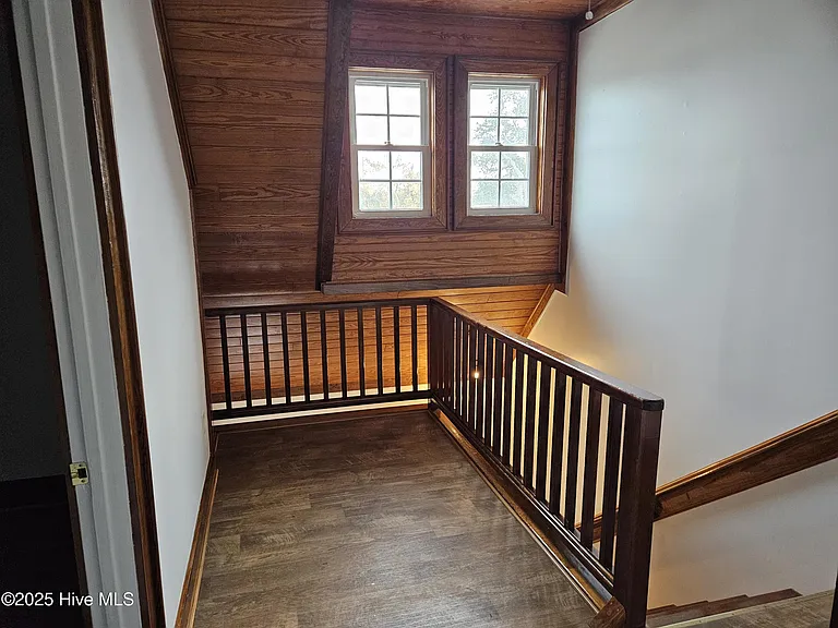 312 Marsh St #F — Photo 5