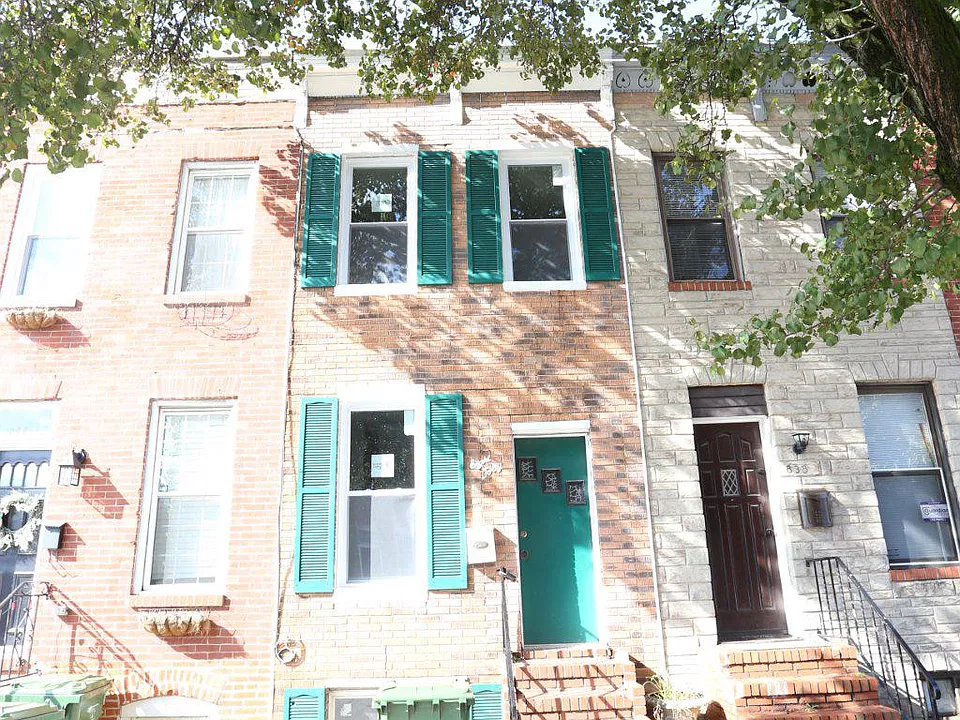 840 S Kenwood Ave