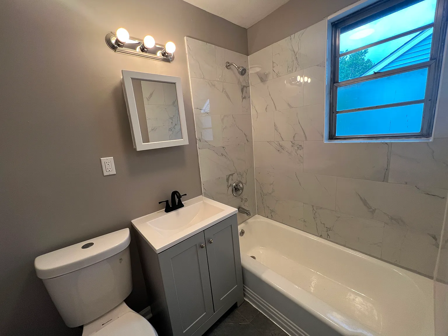 1 bed, $1,650 — Photo 4