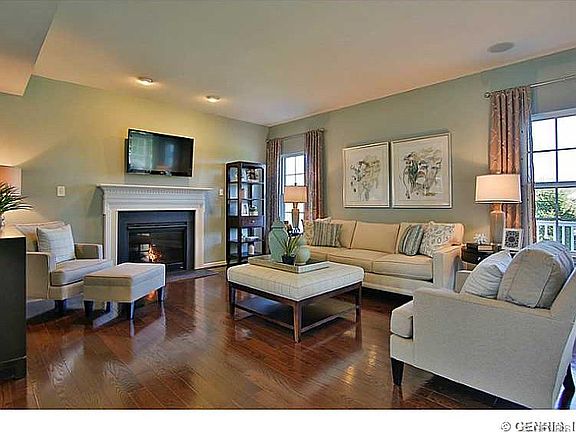 3rd image of 6009 Amber Dr