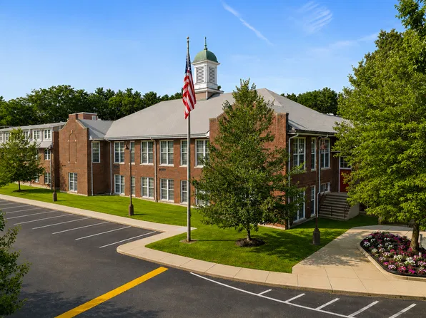 (undisclosed Address), South Weymouth, MA 02190