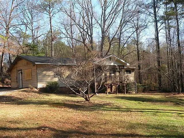 4593 Seward Rd, Powder Springs, GA 30127