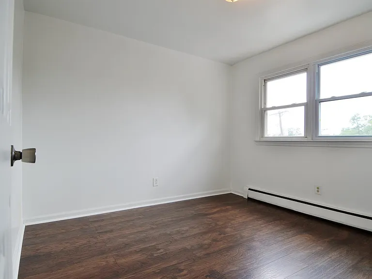 121 Garfield Ave #3 — Photo 18