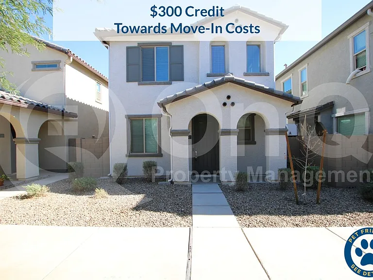 5742 W Raymond St — Photo 1