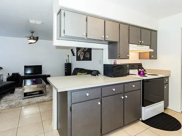 800 N 8th St, Haines City, FL 33844