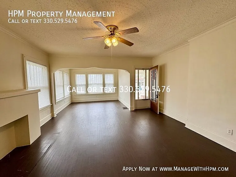 1301 Woodward Pl NW #EAST SIDE — Photo 2