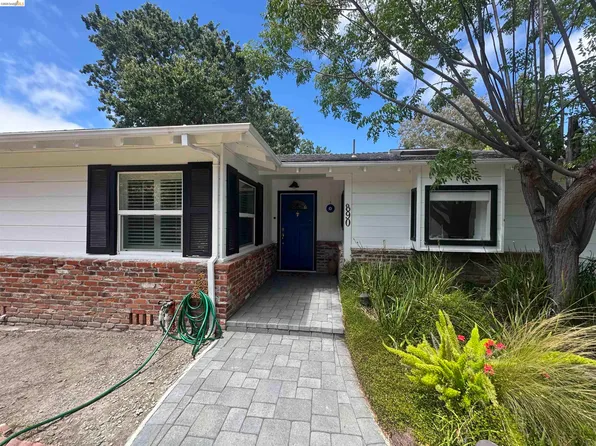 890 Hawthorne Dr, Walnut Creek, CA 94596