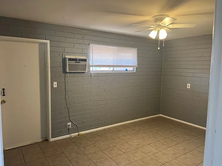 1445 S Kenneth Pl — Photo 8