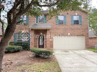 38 N Spinning Wheel Cir, Spring, TX 77382