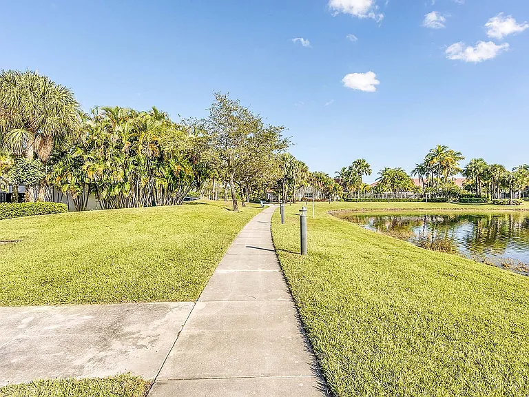Avana Delray Beach — Photo 43