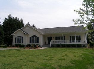 390 Brent Pl, Kilmarnock, VA