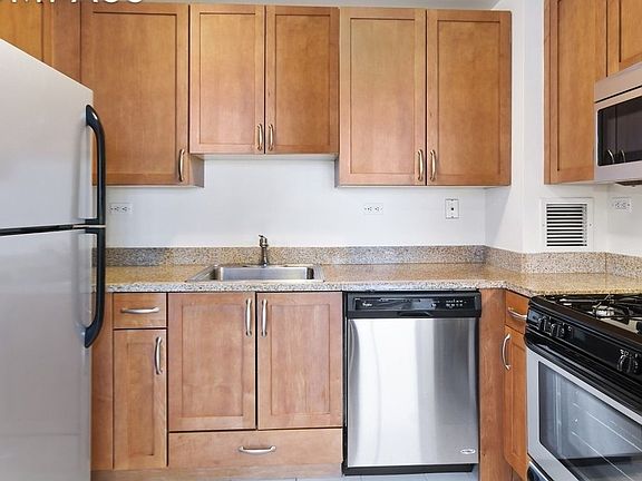 4th image of 73 W 83rd St APT 3E
