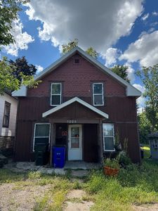 1025 11th Ave SE, Cedar Rapids, IA, 52401