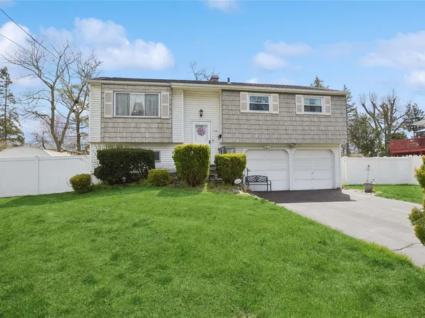 330 New Jersey Avenue, Bay Shore, NY 11706