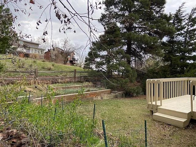 581 W Arrowhead St — Photo 29