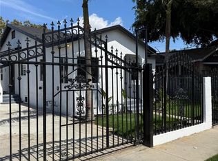2057 E Hatchway St, Compton, CA 90222