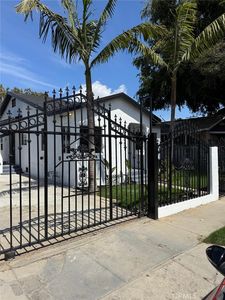 2057 E Hatchway St, Compton, CA, 90222