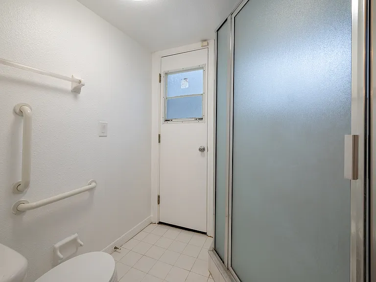 4914 Samoa Cir — Photo 5