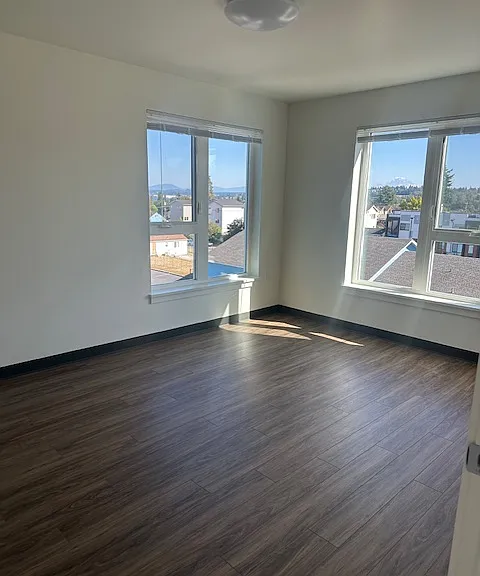 Nichols Court Apartments — Photo 34