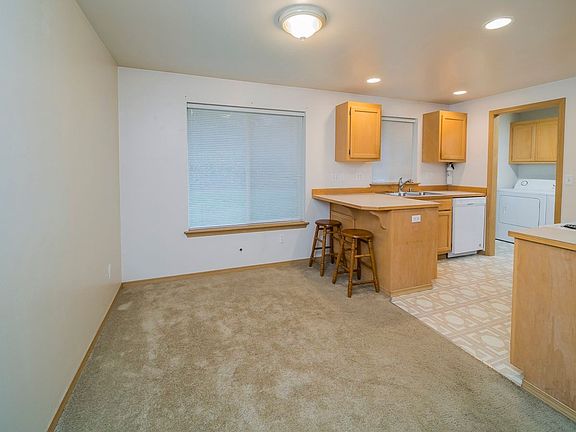 3rd image of 8125 325th Pl NW #B