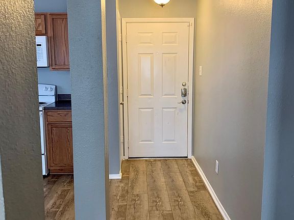 2nd image of 1019 Verde Trails Dr
