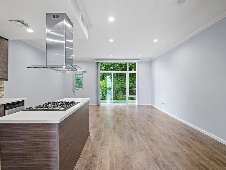 1232 N Pacific Ave #F — Photo 5