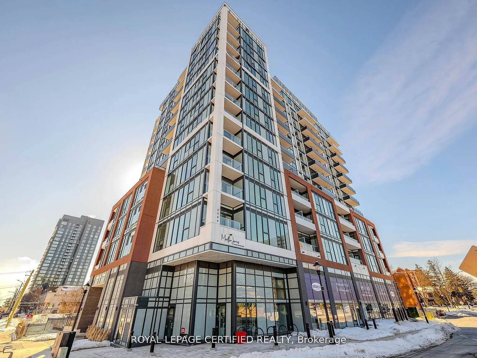 3 bed, $2,800 — Photo 1