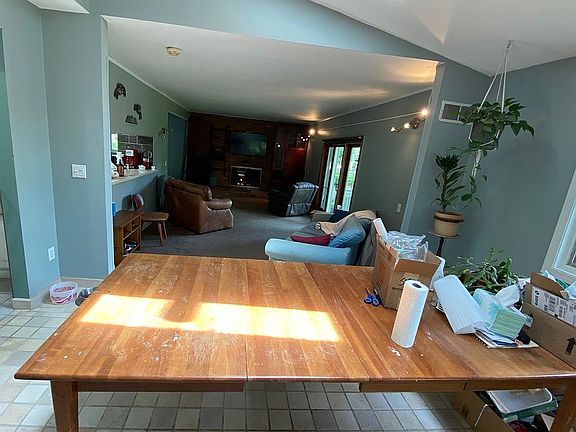 4th image of 16532 Country Club Dr