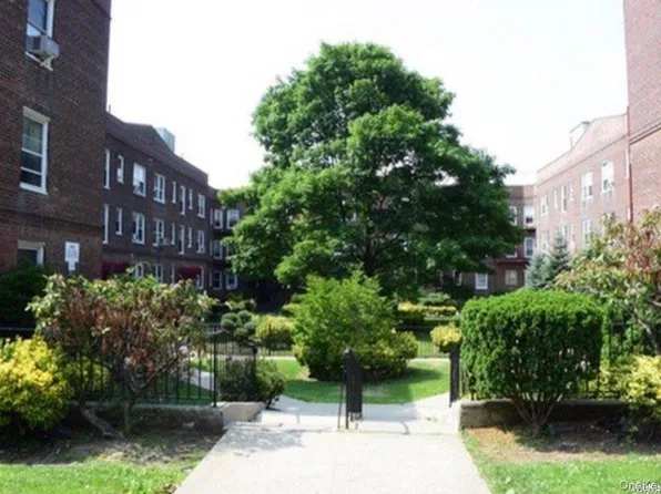 141-17 79th Avenue #2, Kew Garden Hills, NY 11367