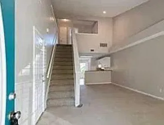 3 bed, 2.5 bath, 1603 sqft, $2,100 — Photo 2