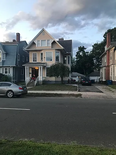 419 Edgewood Ave #2 Photo 1