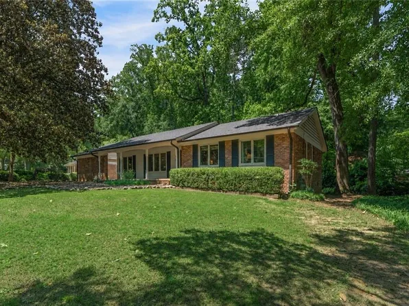 2564 Lake Flair Cir, Atlanta, GA 30345