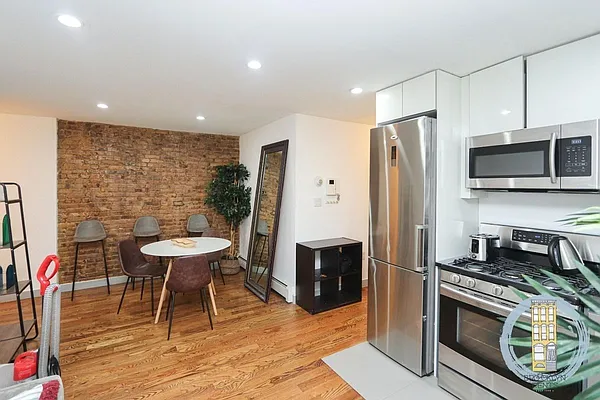 Rented by Brooklyn Rentals NYC | media 5