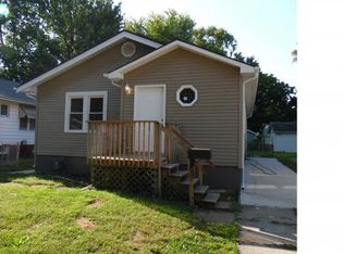 216 E Cedar St, Springfield, IL 62704