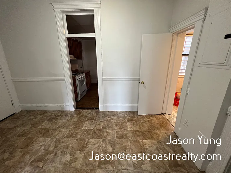 238 Hemenway St #10 — Photo 4