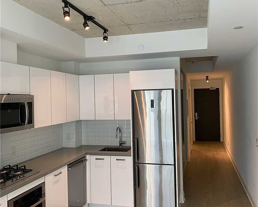 1st image of 608 Richmond St #706