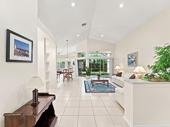 3rd image of 143 Cameron Court