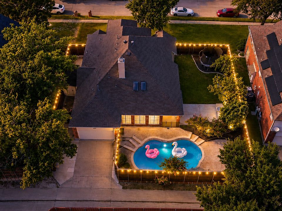 1st image of 2416 McCarran Dr