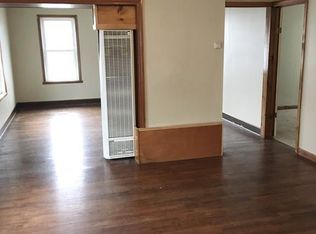 862 Locust St APT 2, Fall River, MA 02720