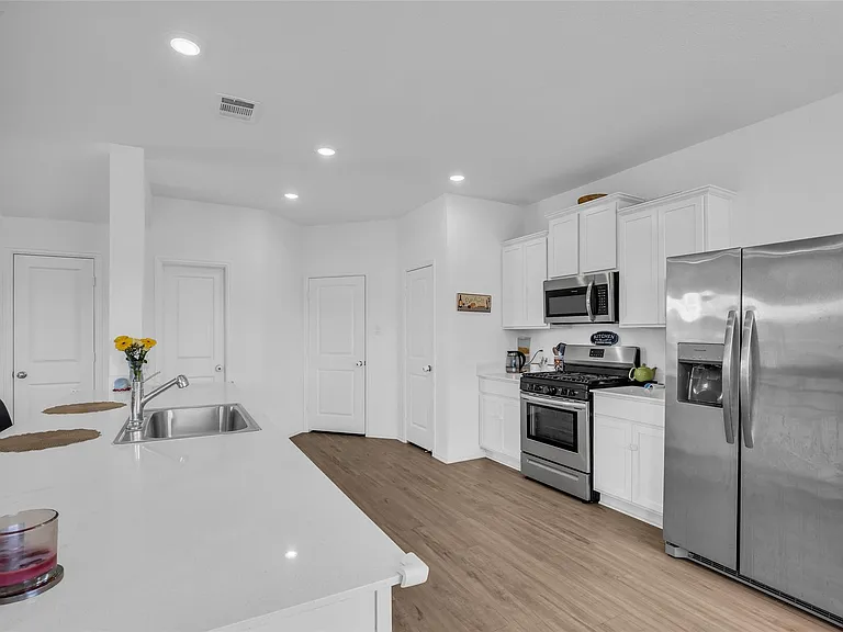 6304 Arcadia Sound Ln — Photo 9