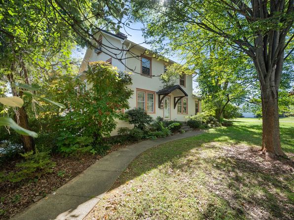 1434 Cardinal Dr
